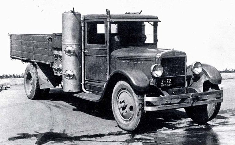 Газогенераторная машина «ЗИС-13»